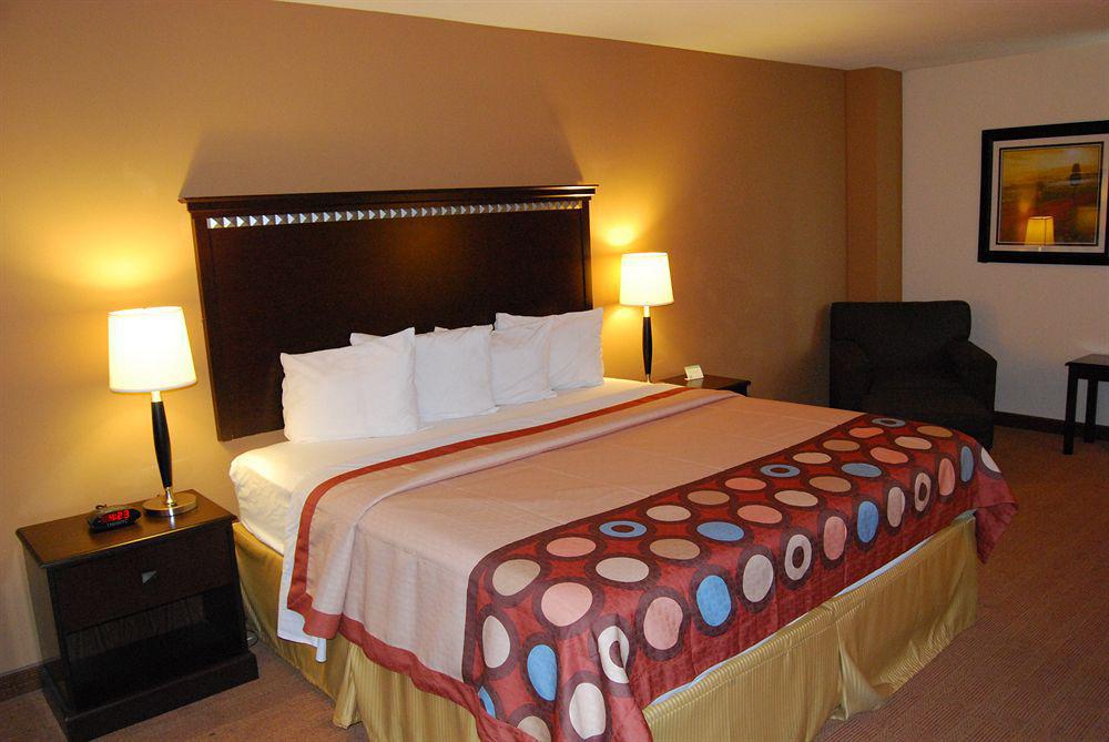 Super 8 By Wyndham Oklahoma City Exterior foto